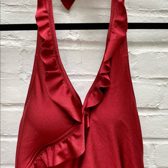Cupshe red ruffle one piece swimsuit - Picture 3 of 9